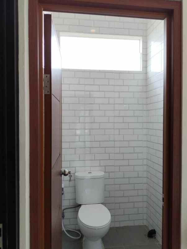 dijual rumah situgede