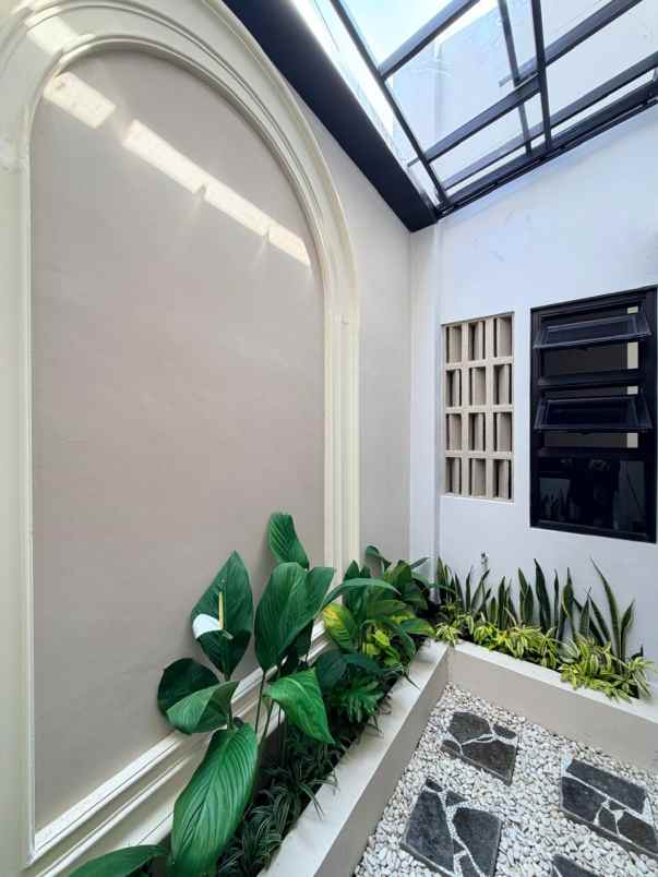 dijual rumah stadion maguwo
