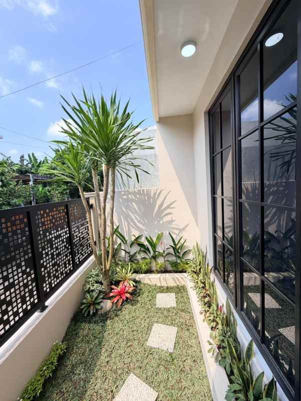 dijual rumah stadion maguwo