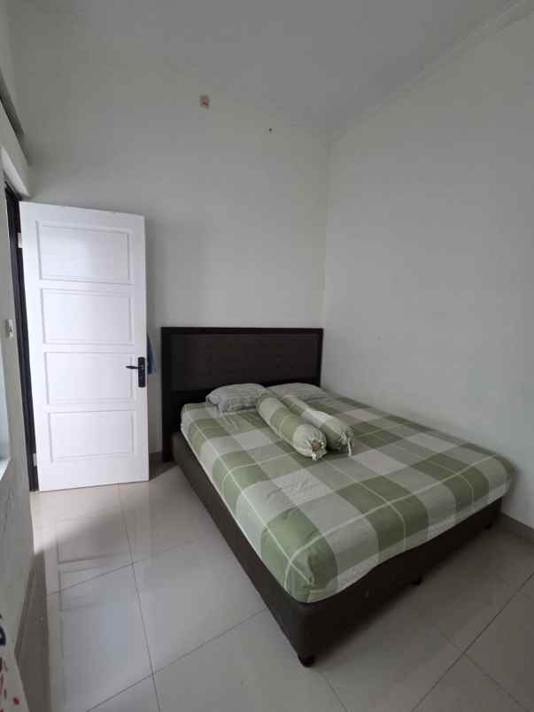 dijual rumah sukatani permai rt 12 rw