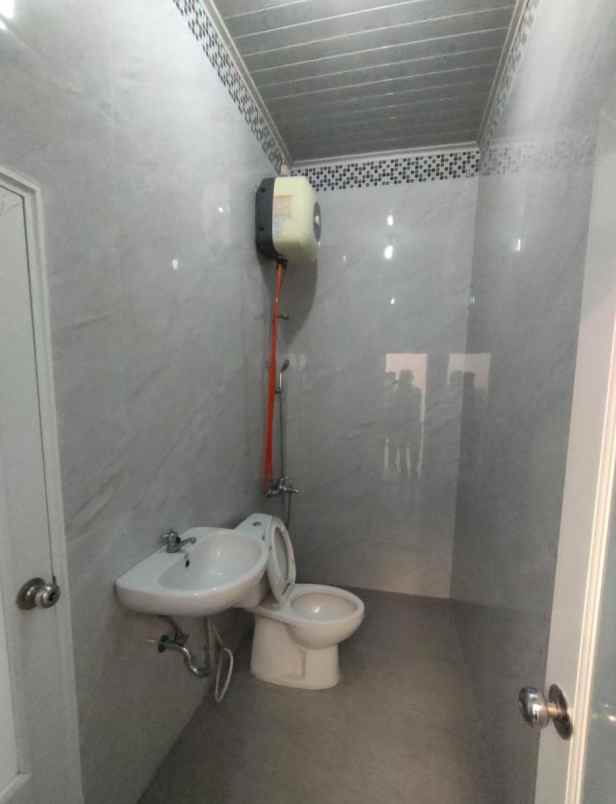 dijual rumah sukolilo dian regency 1