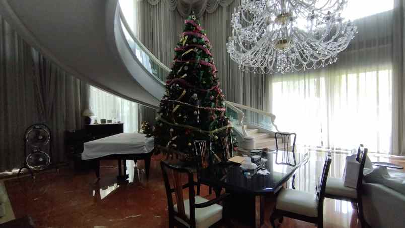 dijual rumah sunter danau