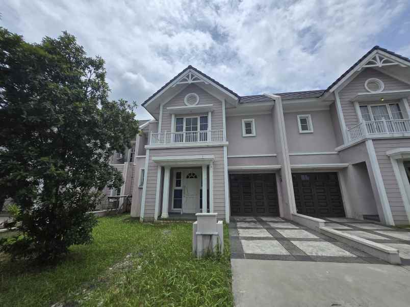 dijual rumah suvarna sutera cluster