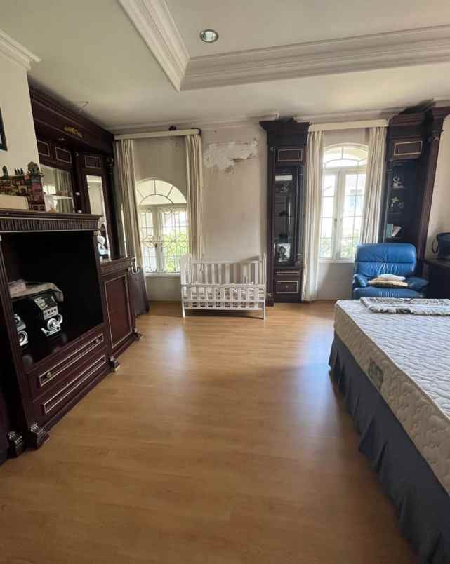 dijual rumah taman beverly golf lippo