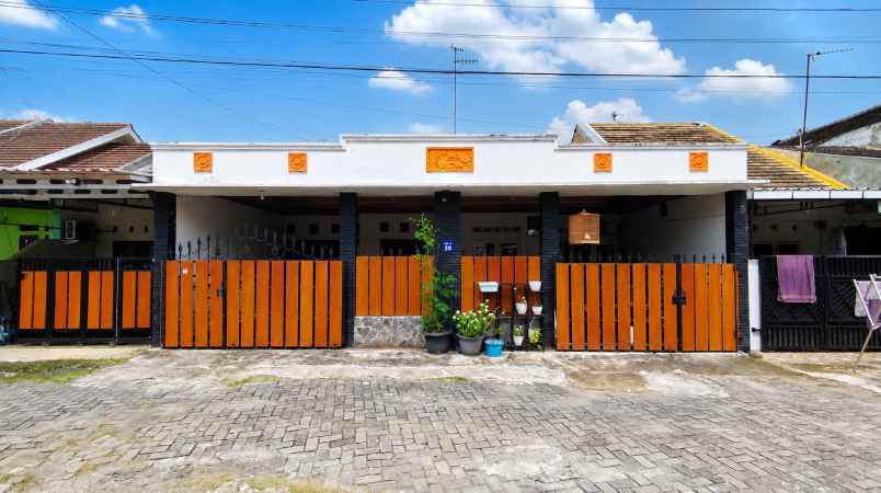 dijual rumah tamantirto