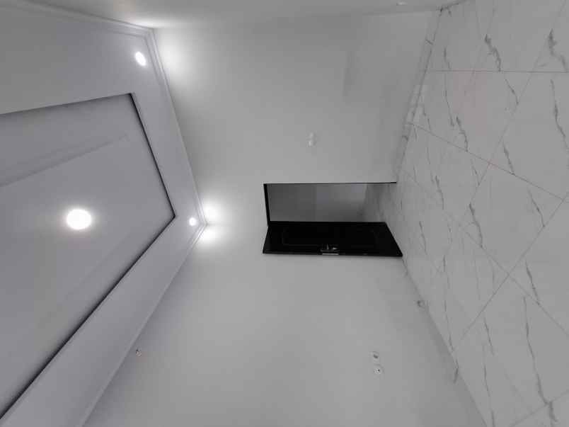 dijual rumah tanah baru