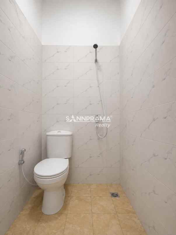 dijual rumah tanah baru depok
