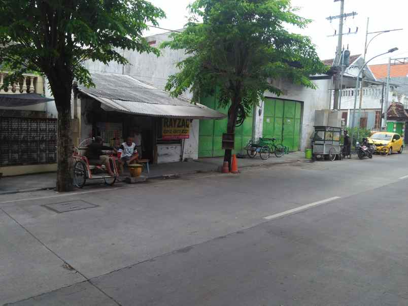 dijual rumah tepi jalan hanya 1 menit