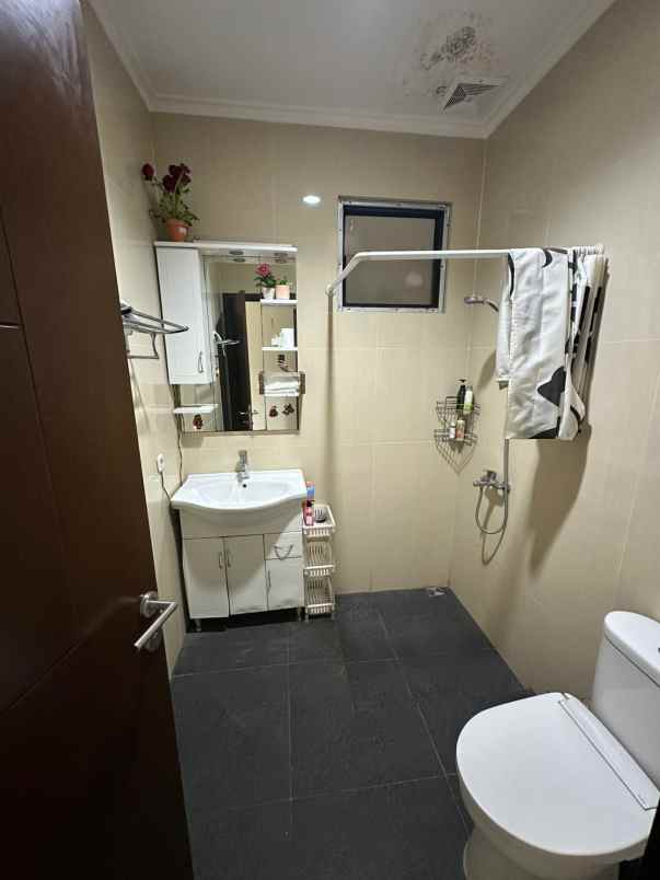 dijual rumah tha atmosphere