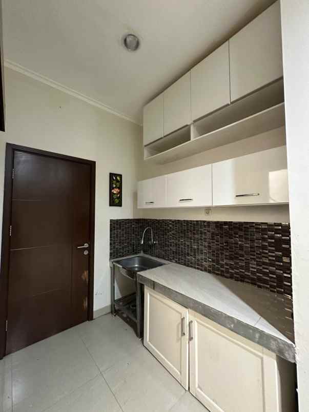 dijual rumah tha atmosphere