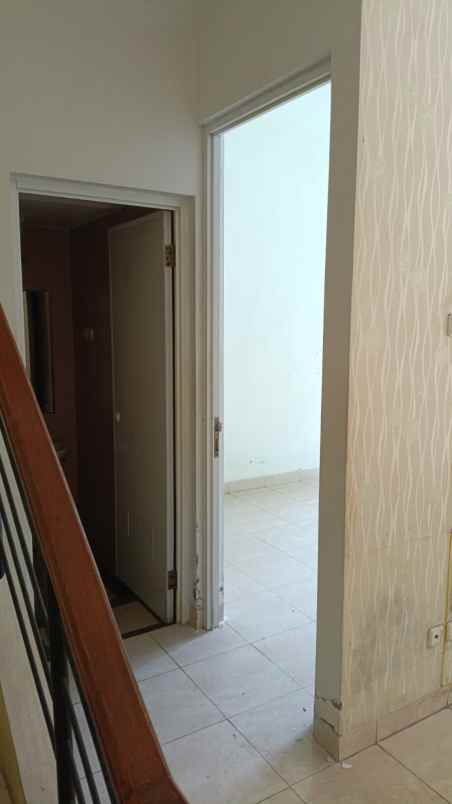 dijual rumah the royal residence