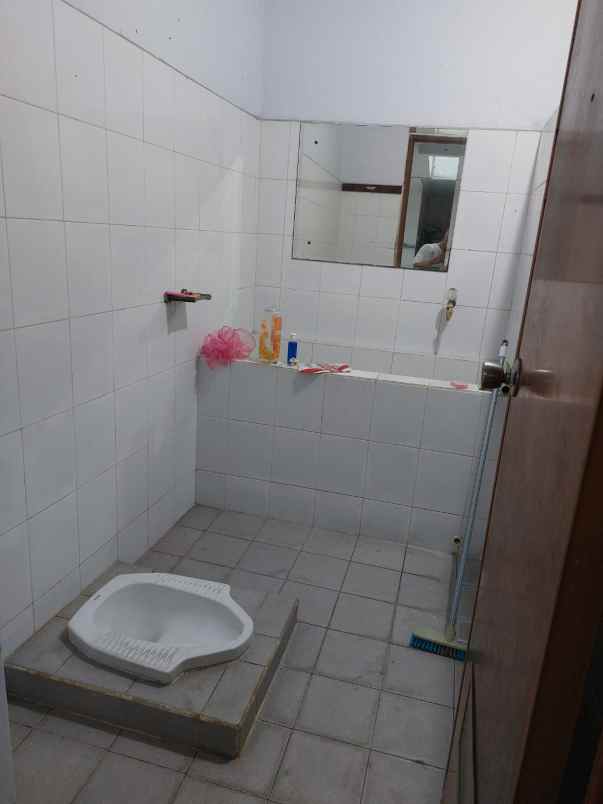 dijual rumah tingkat disawah besar jakpus