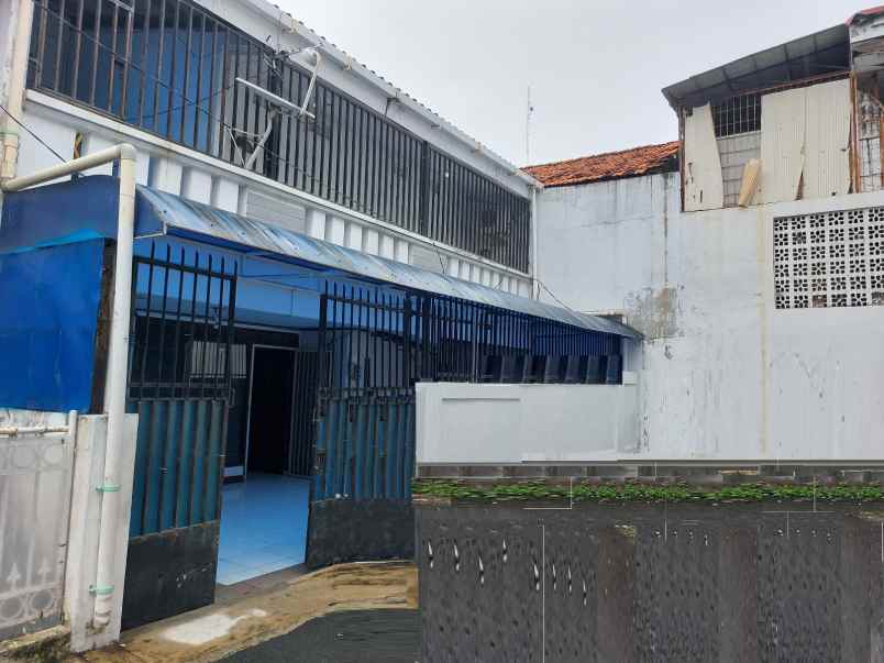 dijual rumah tingkat disawah besar jakpus