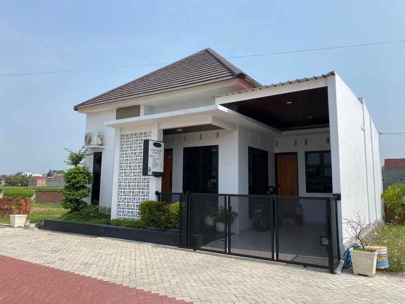 dijual rumah trunuh klaten selatan