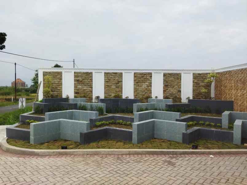 dijual rumah trunuh klaten selatan