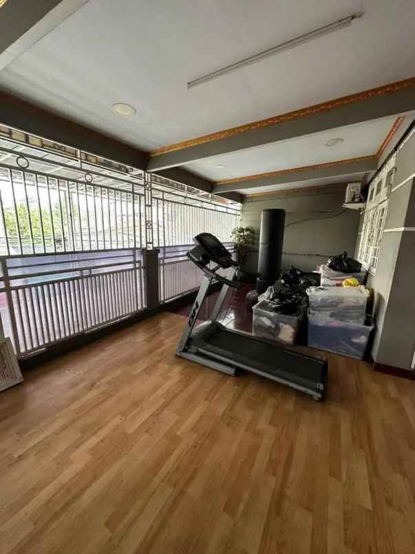 dijual rumah ulujami
