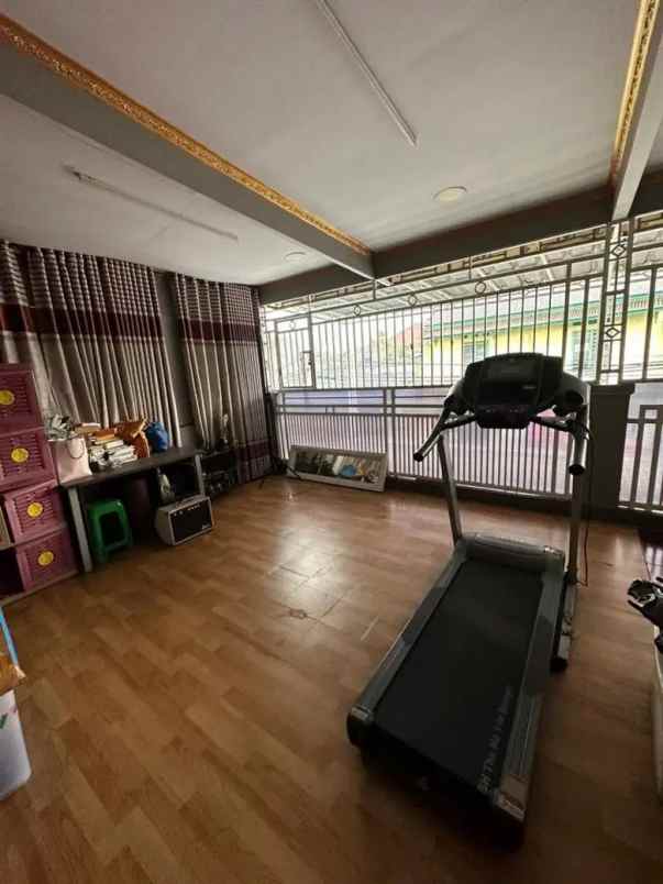 dijual rumah ulujami