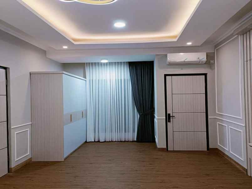 dijual rumah vila rizji ilhami