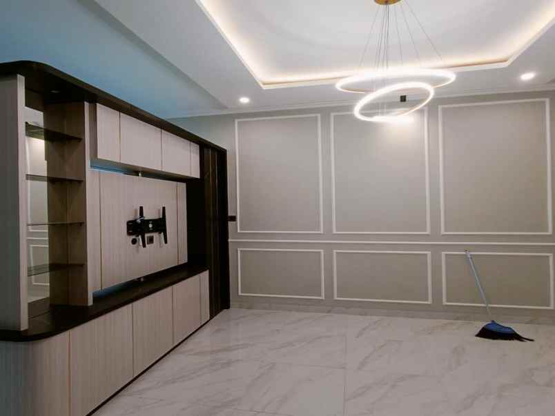 dijual rumah vila rizji ilhami