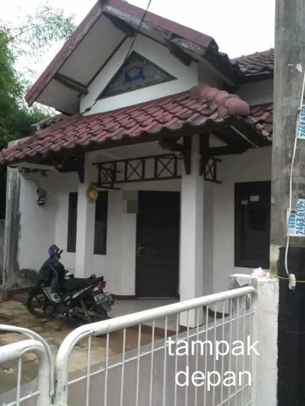 dijual rumah villa bintaro regency