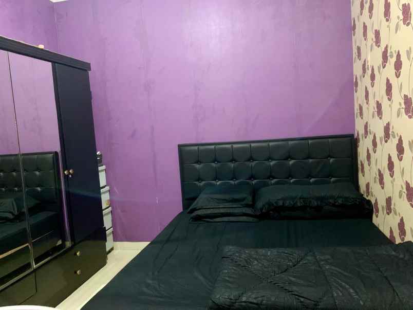 dijual rumah villa permata gading