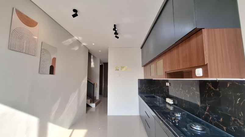 dijual rumah wedomartani kec ngemplak