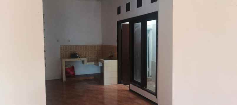 dijual rumah wiguna gunung anyar