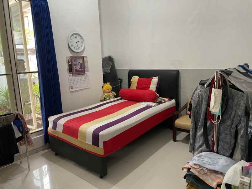 dijual rumah wisma permai