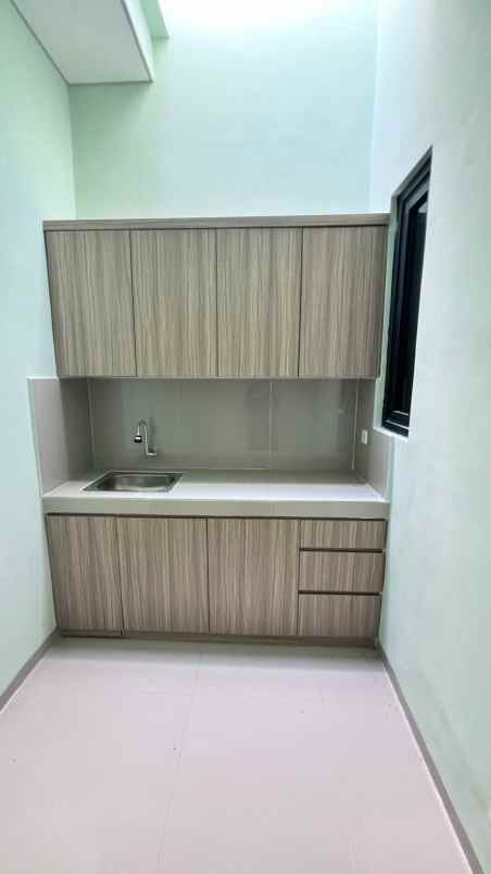 dijual rumah wisma tirto agung asri