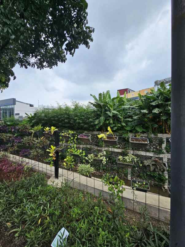 dijual tanah 456 jln raya pasar minggu