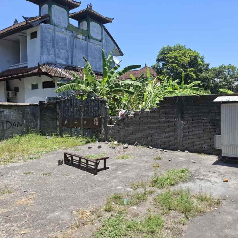 dijual tanah belakang terminal ubung