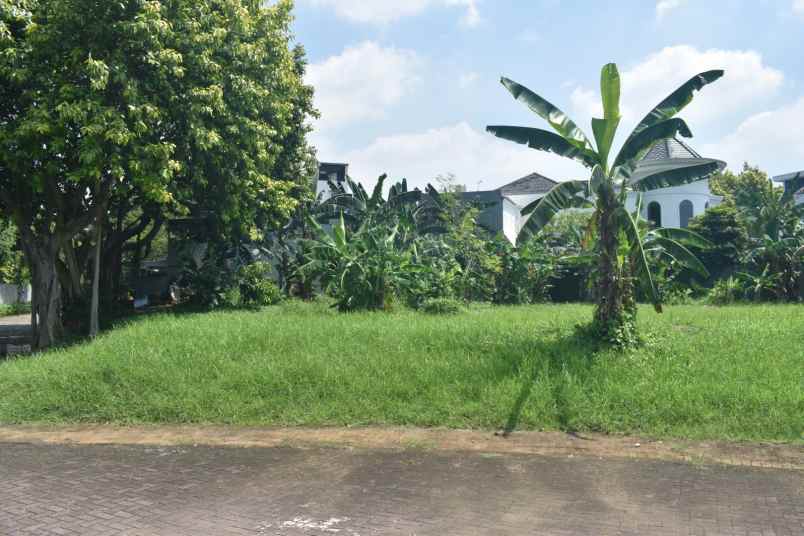 dijual tanah cluster kemang pratama
