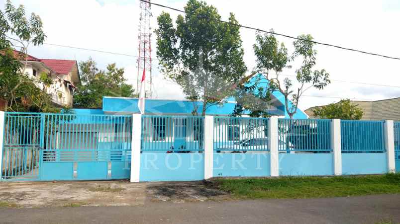 dijual tanah jalan natuna