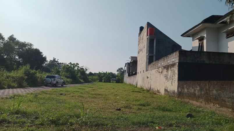 dijual tanah jl tajem baru