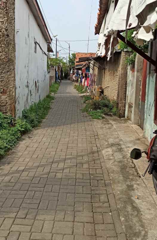 dijual tanah jln iskandar muda gang utama i