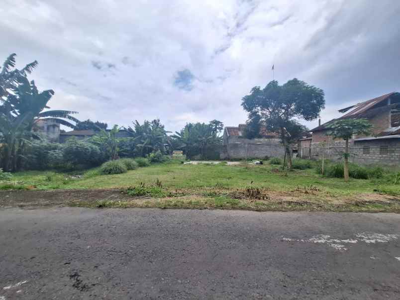 dijual tanah lava bantal