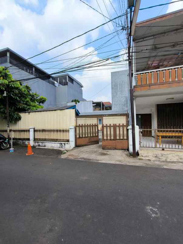dijual tanah puri indah kembangan
