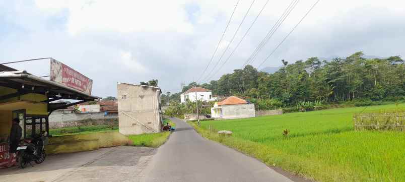 dijual tanah tanjung sari