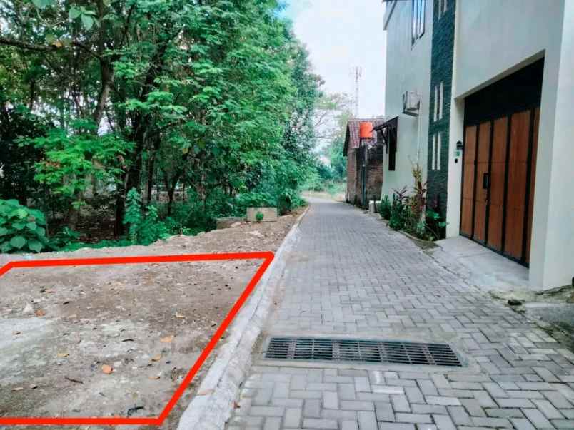 dijual tanah universitas pgri