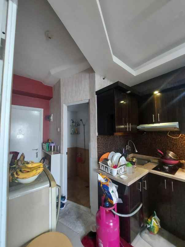dijual unit apartment green pramuka 2 kamar furnish