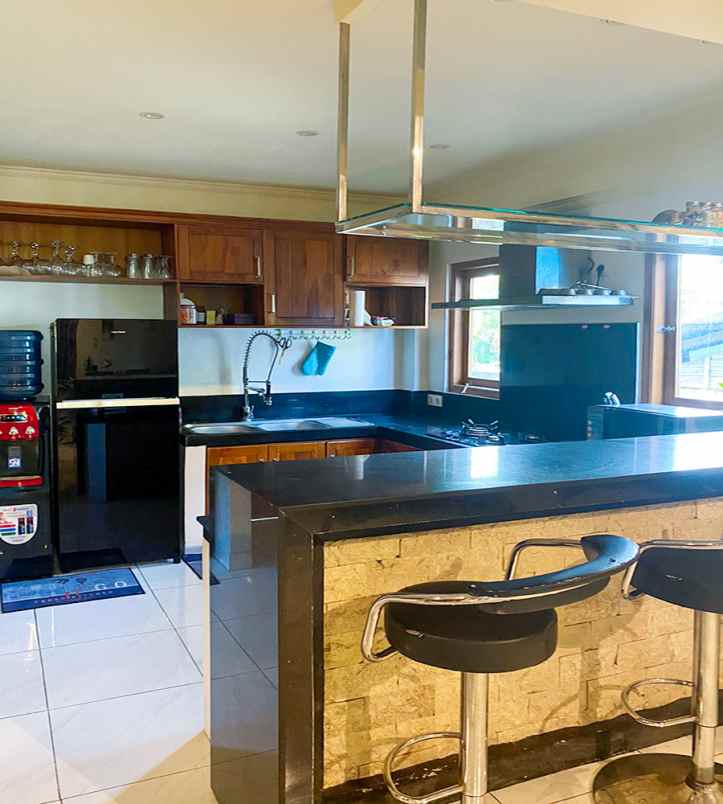 dijual villa cowang dereng batu cermin