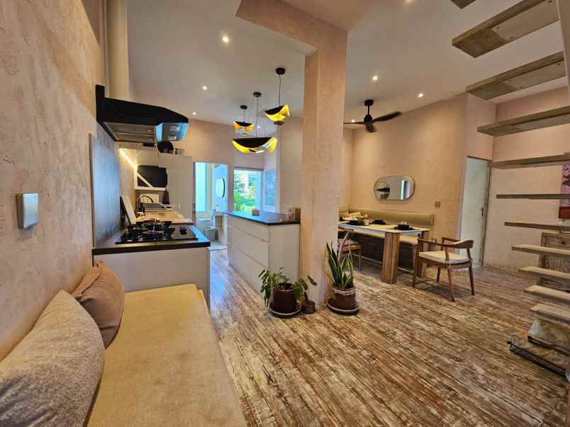 dijual villa di badung bali