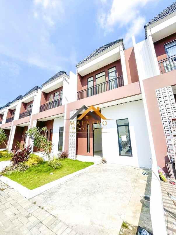 dijual villa komplek karya ville jalan