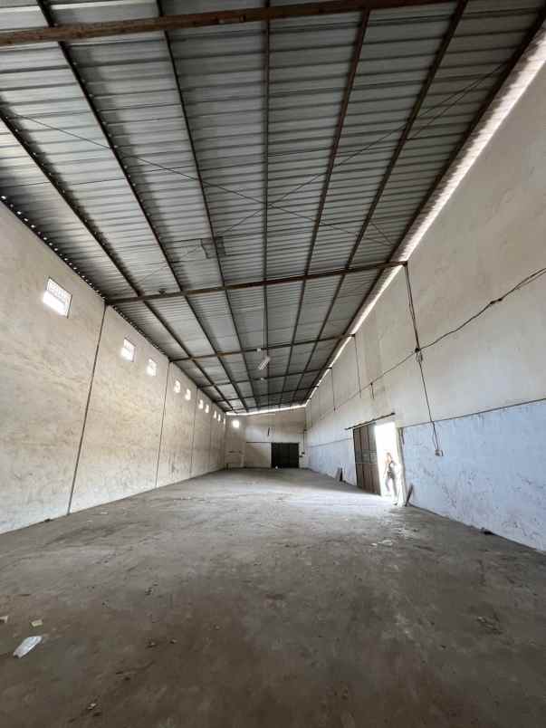 disewakan raya trowulan mojokerto siap pakai