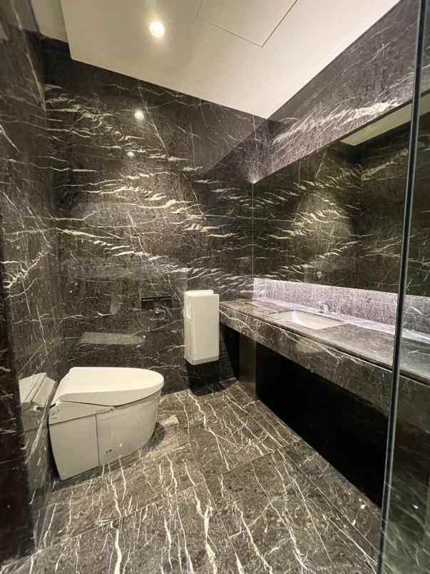 disewakan ruko gudang kantor jalan jenderal sudirman