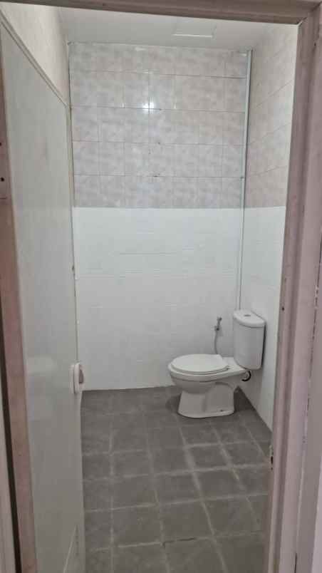 disewakan ruko gudang kantor kartini