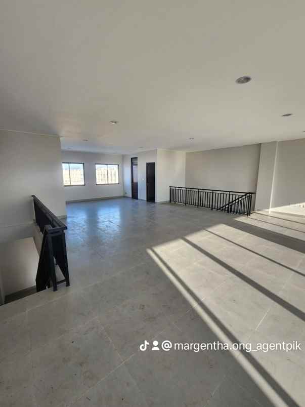 disewakan ruko gudang kantor pantai indah kapuk jakarta
