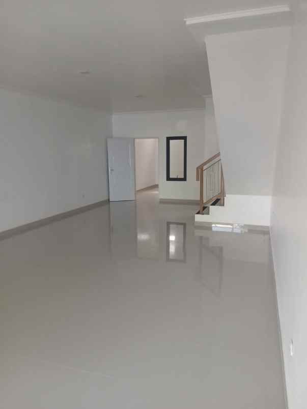 disewakan ruko gudang kantor tegal parang mampang