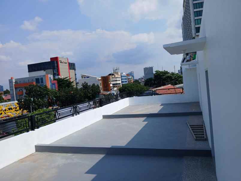 disewakan ruko gudang kantor tegal parang mampang