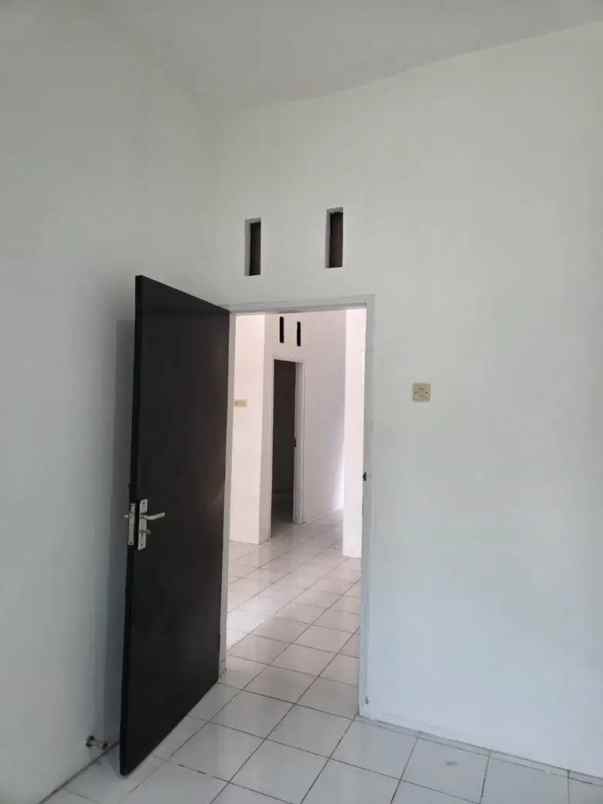 disewakan rumah cirendeu ciputat